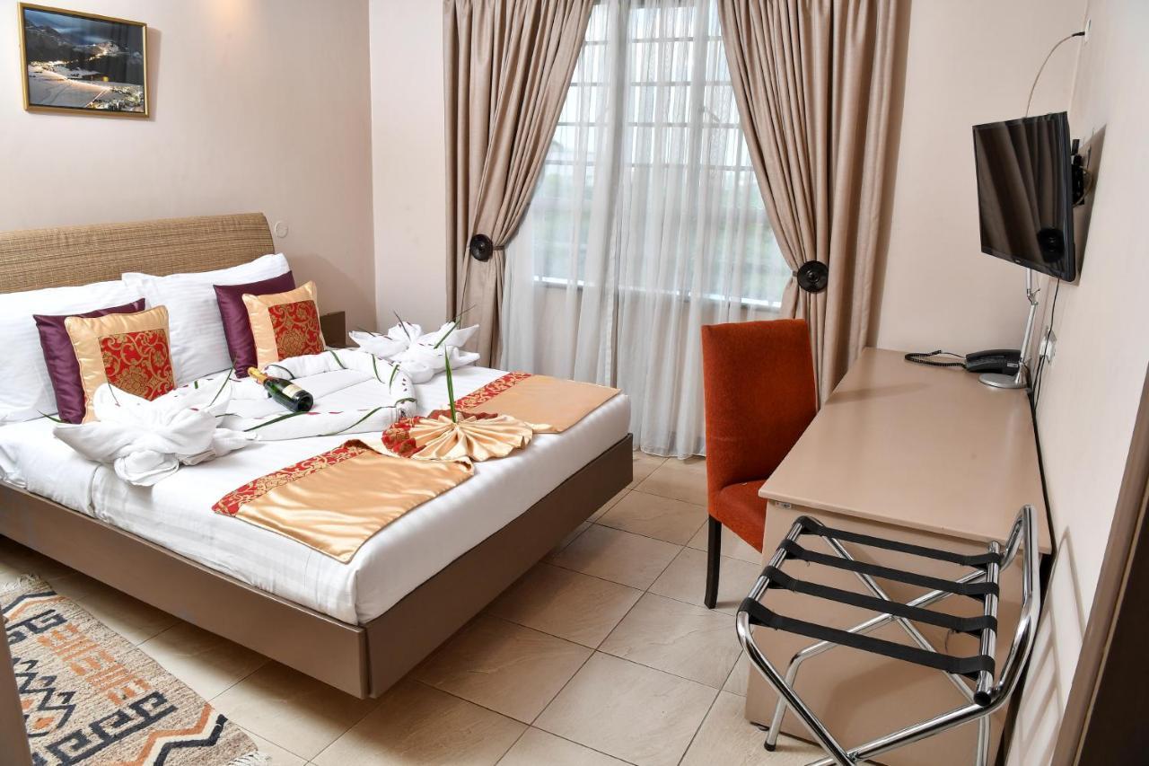 Duplex Apartments By Hillpark Ναϊρόμπι Εξωτερικό φωτογραφία